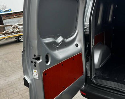 Серый Мерседес Ситан, объемом двигателя 1.46 л и пробегом 190 тыс. км за 15550 $, фото 40 на Automoto.ua