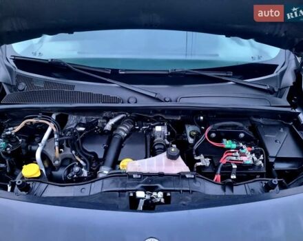 Серый Мерседес Ситан, объемом двигателя 1.46 л и пробегом 190 тыс. км за 10200 $, фото 16 на Automoto.ua