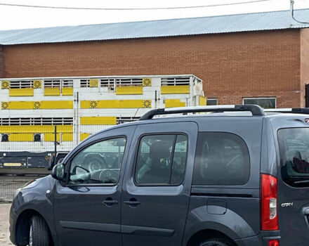 Серый Мерседес Ситан, объемом двигателя 1.46 л и пробегом 196 тыс. км за 9500 $, фото 6 на Automoto.ua