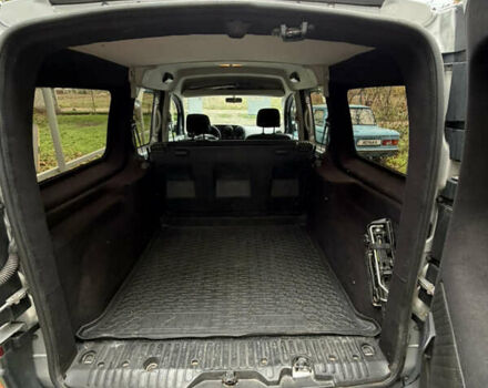 Серый Мерседес Ситан, объемом двигателя 1.46 л и пробегом 168 тыс. км за 11899 $, фото 19 на Automoto.ua