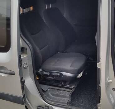 Серый Мерседес Ситан, объемом двигателя 1.46 л и пробегом 210 тыс. км за 9000 $, фото 14 на Automoto.ua