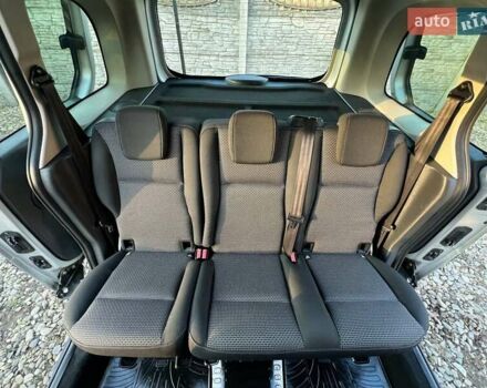 Сірий Мерседес Сітан, об'ємом двигуна 1.46 л та пробігом 186 тис. км за 10200 $, фото 7 на Automoto.ua