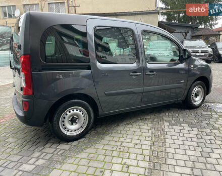 Мерседес Ситан 2014 в Ивано-Франковске на Automoto.ua Серый Мерседес Ситан, объемом двигателя 1.5 л и пробегом 205 тыс. км за 9850 $, фото 6 на Automoto.ua