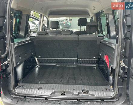 Мерседес Ситан 2014 в Ивано-Франковске на Automoto.ua Серый Мерседес Ситан, объемом двигателя 1.5 л и пробегом 205 тыс. км за 9850 $, фото 22 на Automoto.ua