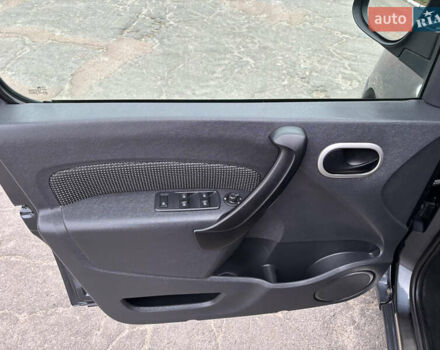 Серый Мерседес Ситан, объемом двигателя 1.46 л и пробегом 189 тыс. км за 12950 $, фото 34 на Automoto.ua