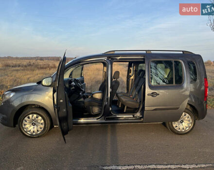 Серый Мерседес Ситан, объемом двигателя 1.46 л и пробегом 193 тыс. км за 12850 $, фото 58 на Automoto.ua