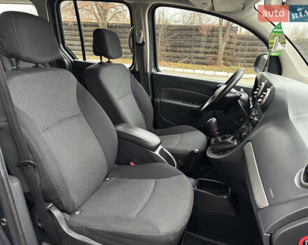 Серый Мерседес Ситан, объемом двигателя 1.46 л и пробегом 189 тыс. км за 12950 $, фото 12 на Automoto.ua