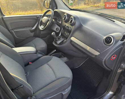 Серый Мерседес Ситан, объемом двигателя 1.46 л и пробегом 193 тыс. км за 12850 $, фото 34 на Automoto.ua