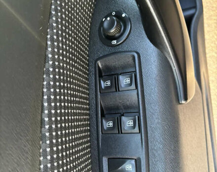 Серый Мерседес Ситан, объемом двигателя 1.46 л и пробегом 193 тыс. км за 12850 $, фото 39 на Automoto.ua