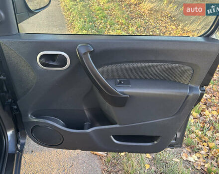 Серый Мерседес Ситан, объемом двигателя 1.46 л и пробегом 193 тыс. км за 12850 $, фото 36 на Automoto.ua