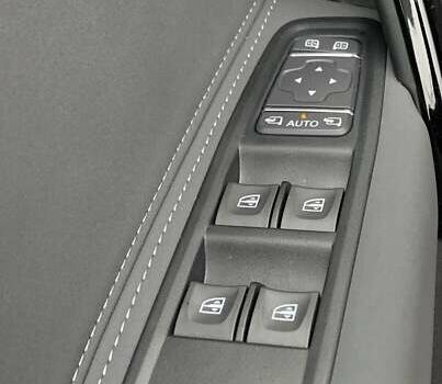 Серый Мерседес Ситан, объемом двигателя 1.5 л и пробегом 96 тыс. км за 42674 $, фото 6 на Automoto.ua