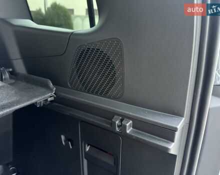 Серый Мерседес Ситан, объемом двигателя 0 л и пробегом 11 тыс. км за 25900 $, фото 32 на Automoto.ua