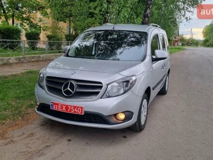 Сірий Мерседес Сітан, об'ємом двигуна 1.5 л та пробігом 188 тис. км за 13500 $, фото 1 на Automoto.ua