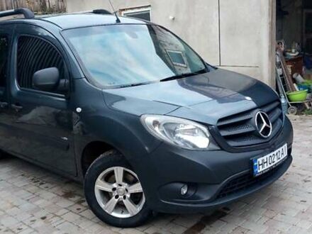 Синій Мерседес Сітан, об'ємом двигуна 1.46 л та пробігом 212 тис. км за 10000 $, фото 1 на Automoto.ua