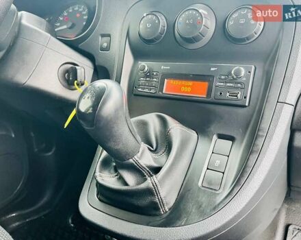 Зеленый Мерседес Ситан, объемом двигателя 1.5 л и пробегом 119 тыс. км за 11600 $, фото 16 на Automoto.ua