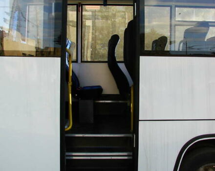 Білий Мерседес Конекто, об'ємом двигуна 4.25 л та пробігом 228 тис. км за 55000 $, фото 16 на Automoto.ua