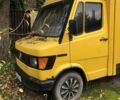 Желтый Мерседес Купе, объемом двигателя 2.3 л и пробегом 400 тыс. км за 1500 $, фото 1 на Automoto.ua