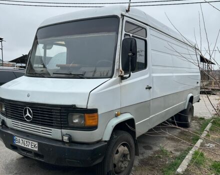 Білий Мерседес Інша, об'ємом двигуна 4 л та пробігом 600 тис. км за 8000 $, фото 1 на Automoto.ua