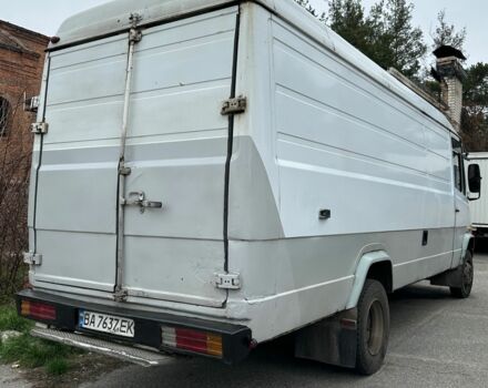 Білий Мерседес Інша, об'ємом двигуна 4 л та пробігом 600 тис. км за 8000 $, фото 4 на Automoto.ua