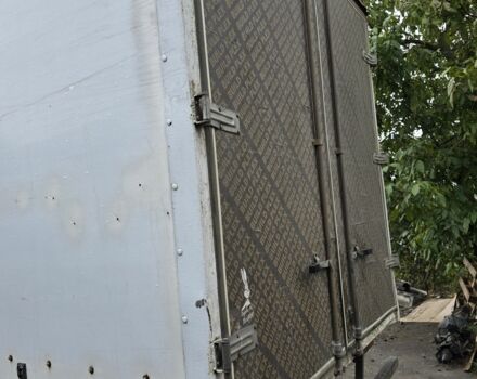 Белый Мерседес Другая, объемом двигателя 4.2 л и пробегом 300 тыс. км за 7500 $, фото 3 на Automoto.ua