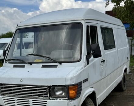 Белый Мерседес Другая, объемом двигателя 2.3 л и пробегом 300 тыс. км за 500 $, фото 2 на Automoto.ua