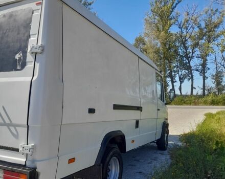 Білий Мерседес Інша, об'ємом двигуна 4 л та пробігом 609 тис. км за 6499 $, фото 3 на Automoto.ua