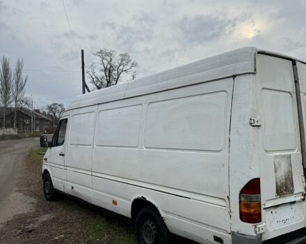 Білий Мерседес Інша, об'ємом двигуна 2.2 л та пробігом 233 тис. км за 1900 $, фото 4 на Automoto.ua