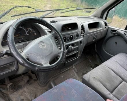 Білий Мерседес Інша, об'ємом двигуна 2.2 л та пробігом 233 тис. км за 1900 $, фото 5 на Automoto.ua