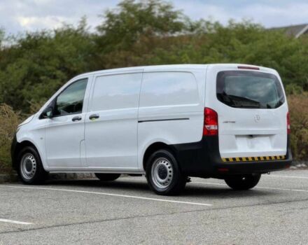 Білий Мерседес Інша, об'ємом двигуна 2 л та пробігом 24 тис. км за 19000 $, фото 5 на Automoto.ua