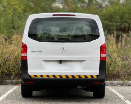 Білий Мерседес Інша, об'ємом двигуна 2 л та пробігом 24 тис. км за 19000 $, фото 6 на Automoto.ua