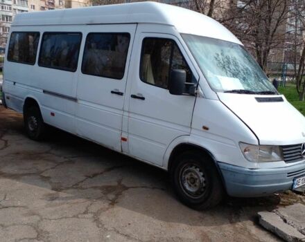 Белый Мерседес Другая, объемом двигателя 2.3 л и пробегом 500 тыс. км за 4600 $, фото 1 на Automoto.ua