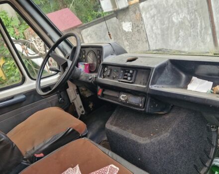 Білий Мерседес Інша, об'ємом двигуна 2.4 л та пробігом 900 тис. км за 1198 $, фото 1 на Automoto.ua