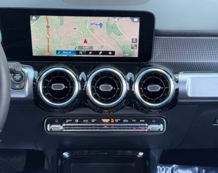 Білий Мерседес Інша, об'ємом двигуна 2 л та пробігом 21 тис. км за 14000 $, фото 13 на Automoto.ua