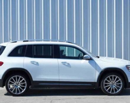 Белый Мерседес Другая, объемом двигателя 2 л и пробегом 56 тыс. км за 24000 $, фото 3 на Automoto.ua