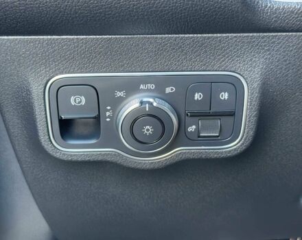 Білий Мерседес Інша, об'ємом двигуна 2 л та пробігом 21 тис. км за 14000 $, фото 11 на Automoto.ua