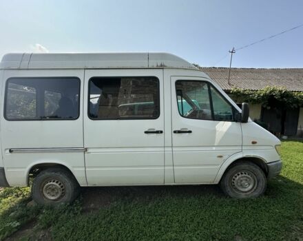 Белый Мерседес Другая, объемом двигателя 2.3 л и пробегом 350 тыс. км за 4000 $, фото 3 на Automoto.ua