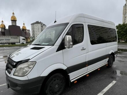 Мерседес Другая 2007 в Ивано-Франковске на Automoto.ua Белый Мерседес Другая, объемом двигателя 2.1 л и пробегом 408 тыс. км за 289 $, фото 1 на Automoto.ua