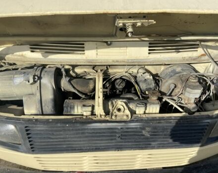 Бежевый Мерседес Другая, объемом двигателя 2.3 л и пробегом 452 тыс. км за 1500 $, фото 7 на Automoto.ua