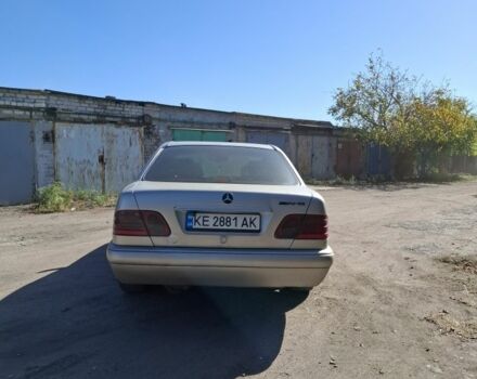 Бежевый Мерседес Другая, объемом двигателя 2.8 л и пробегом 250 тыс. км за 3000 $, фото 7 на Automoto.ua