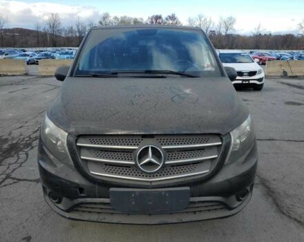 Черный Мерседес Другая, объемом двигателя 2 л и пробегом 220 тыс. км за 5500 $, фото 4 на Automoto.ua