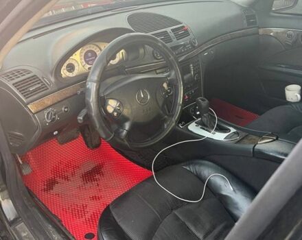 Чорний Мерседес Інша, об'ємом двигуна 3.2 л та пробігом 350 тис. км за 2756 $, фото 2 на Automoto.ua