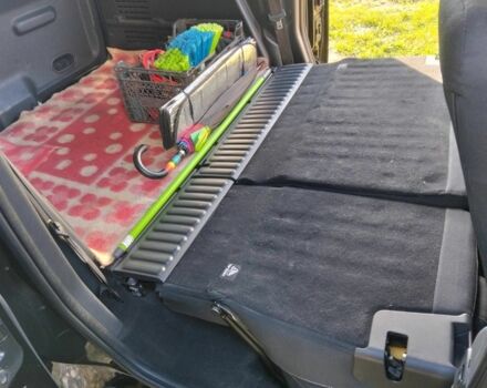 Черный Мерседес Другая, объемом двигателя 1.5 л и пробегом 143 тыс. км за 12600 $, фото 4 на Automoto.ua