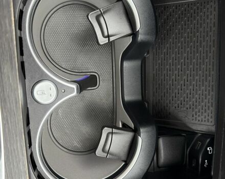 Чорний Мерседес Інша, об'ємом двигуна 3 л та пробігом 146 тис. км за 72012 $, фото 16 на Automoto.ua