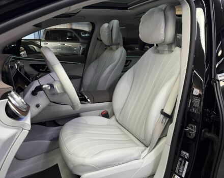 Черный Мерседес Другая, объемом двигателя 0 л и пробегом 33 тыс. км за 69900 $, фото 16 на Automoto.ua