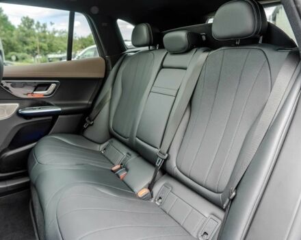 Чорний Мерседес Інша, об'ємом двигуна 0 л та пробігом 14 тис. км за 26000 $, фото 10 на Automoto.ua