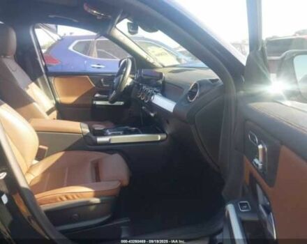 Черный Мерседес Другая, объемом двигателя 2 л и пробегом 28 тыс. км за 8000 $, фото 4 на Automoto.ua