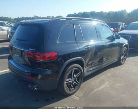 Черный Мерседес Другая, объемом двигателя 2 л и пробегом 28 тыс. км за 8000 $, фото 3 на Automoto.ua