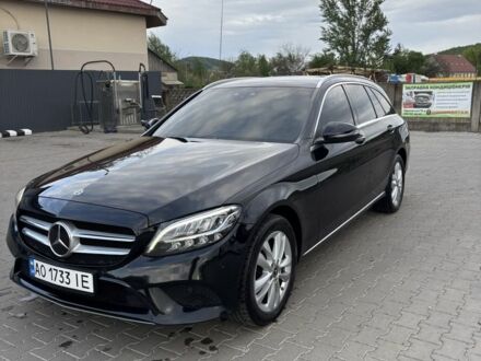 Мерседес Інша 2018 у Мукачеве на Automoto.ua Чорний Мерседес Інша, об'ємом двигуна 2 л та пробігом 293 тис. км за 19850 $, фото 1 на Automoto.ua
