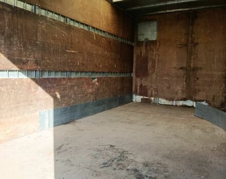 Красный Мерседес Другая, объемом двигателя 6 л и пробегом 100 тыс. км за 4500 $, фото 2 на Automoto.ua