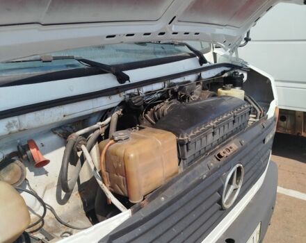 Мерседес Другая, объемом двигателя 0 л и пробегом 0 тыс. км за 9500 $, фото 12 на Automoto.ua